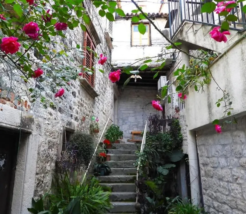 Apartments Grdelin Trogir 0*,  Croatia